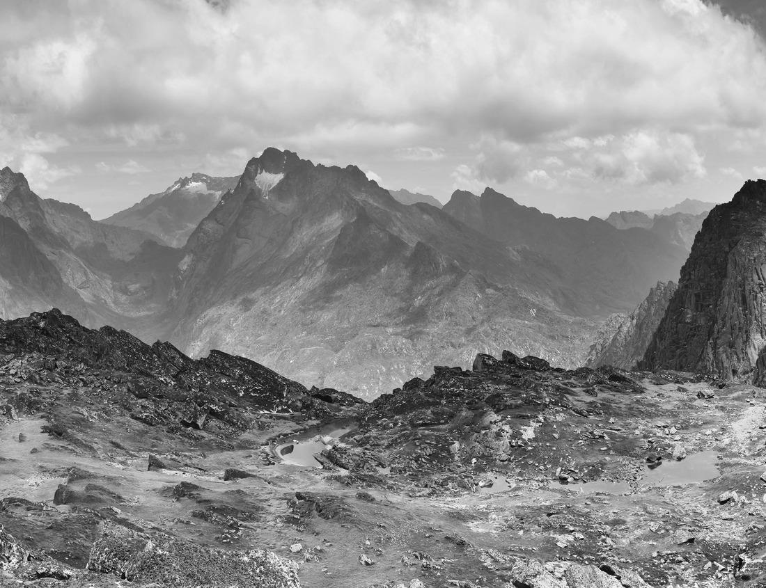Noah Jigsaw Puzzle Beautiful view in Pescasseroli, Abruzzo National Park, Province of L'Aquila. Italy in black white 1000 pieces