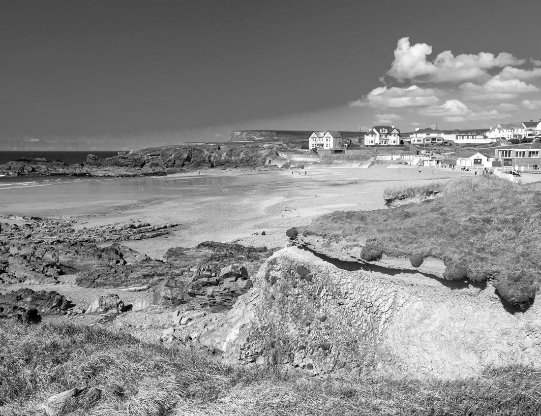 Noah Jigsaw Puzzle Little Rock, Arkansas, USA Downtown skyline on the Arkansas River in black white 1000 pieces