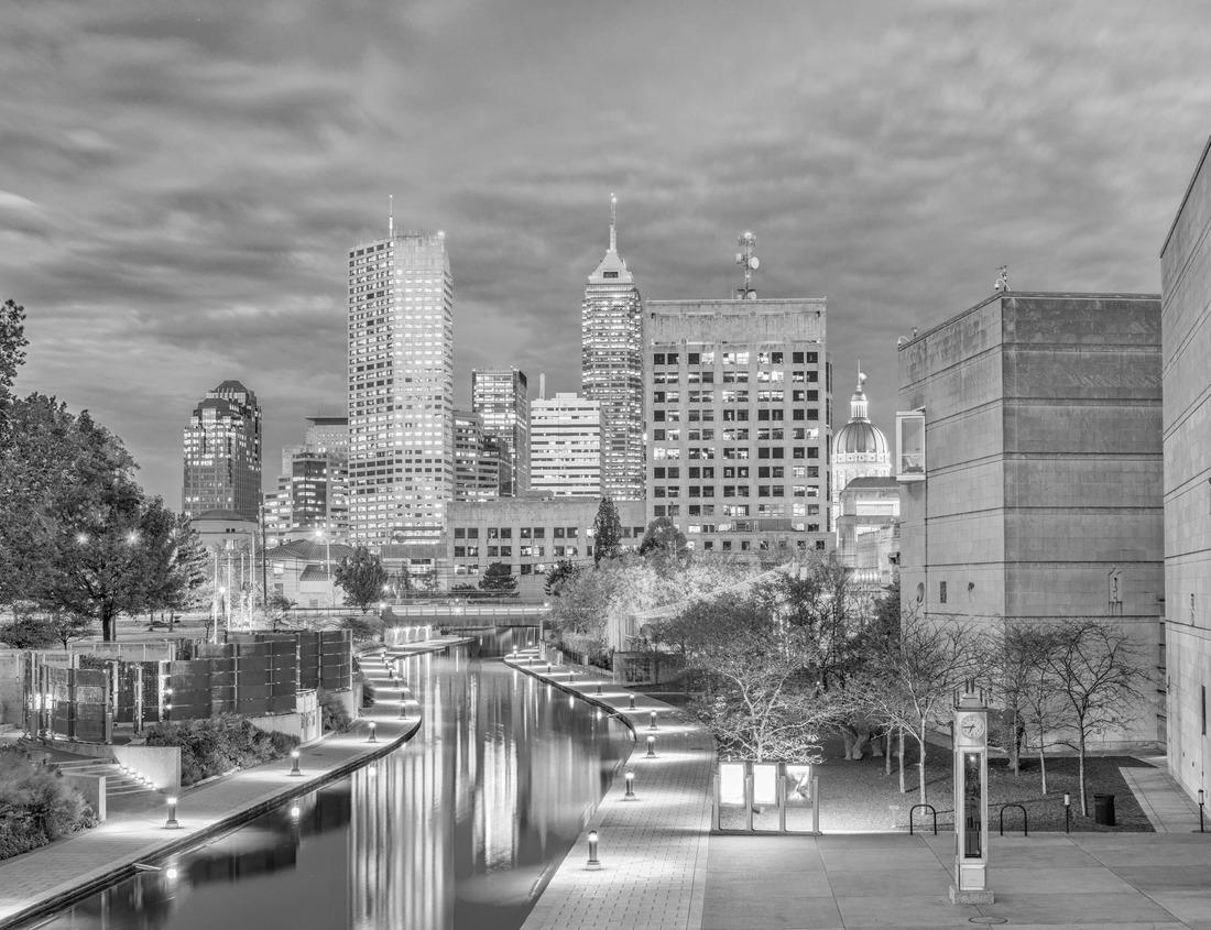 Noah Jigsaw Puzzle Atlanta, Georgia, USA downtown city skyline in black white 1000 pieces