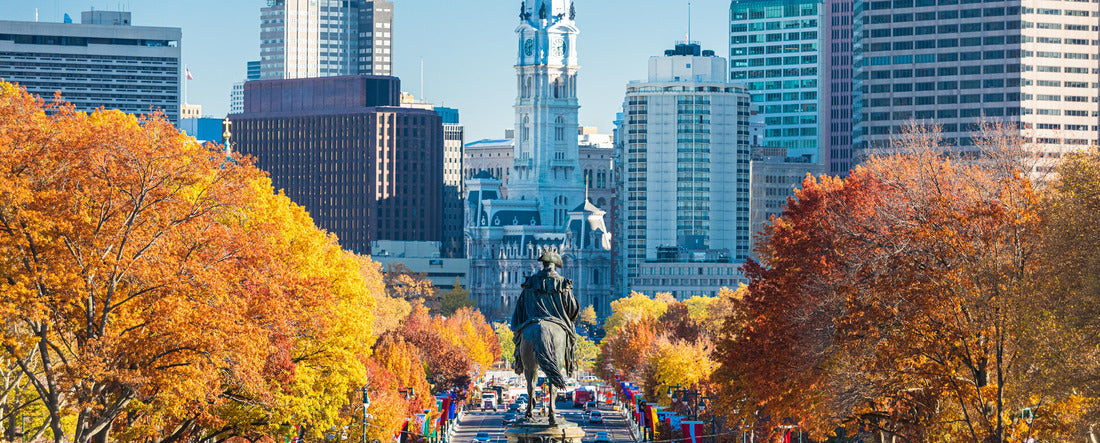 Philadelphia, Pennsylvania, USA in fall with a view of the Benjamin Franklin Parkway 2000pc Panoramic Puzzle