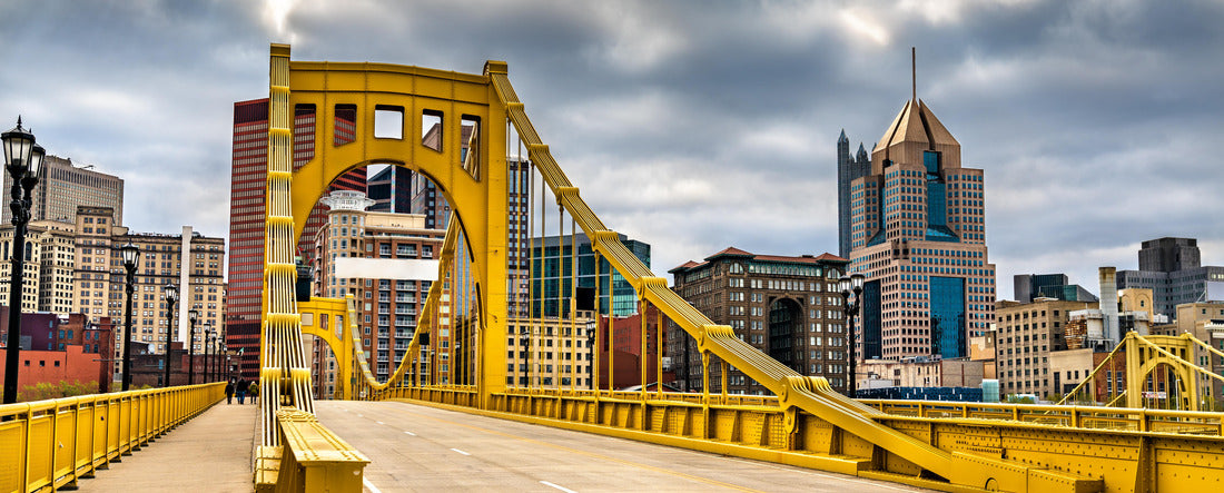 Andy Warhol Bridge across the Allegheny River in Pittsburgh - Pennsylvania, United States 2000pc Panoramic Puzzle
