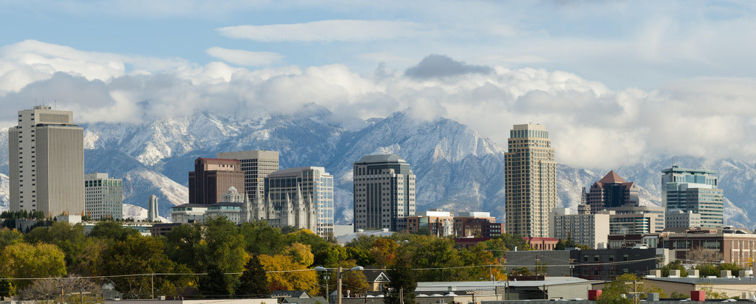 Downtown city skyline of Salt Lake City, Utah, the Wasatch mountains in the background in autumn 2000pc Panoramic Puzzle