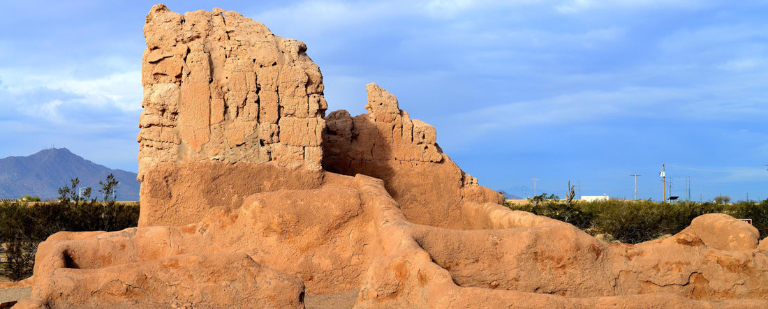 Casa Grande Ruins National Monument of the Pre-columbian Hohokam native Americans in Arizona USA 2000pc Panoramic Puzzle
