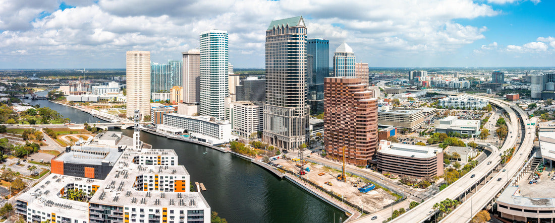 Aerial Tampa, Florida skyline. Tampa is a city on the Gulf Coast of the U.S. state of Florida 2000pc Panoramic Puzzle