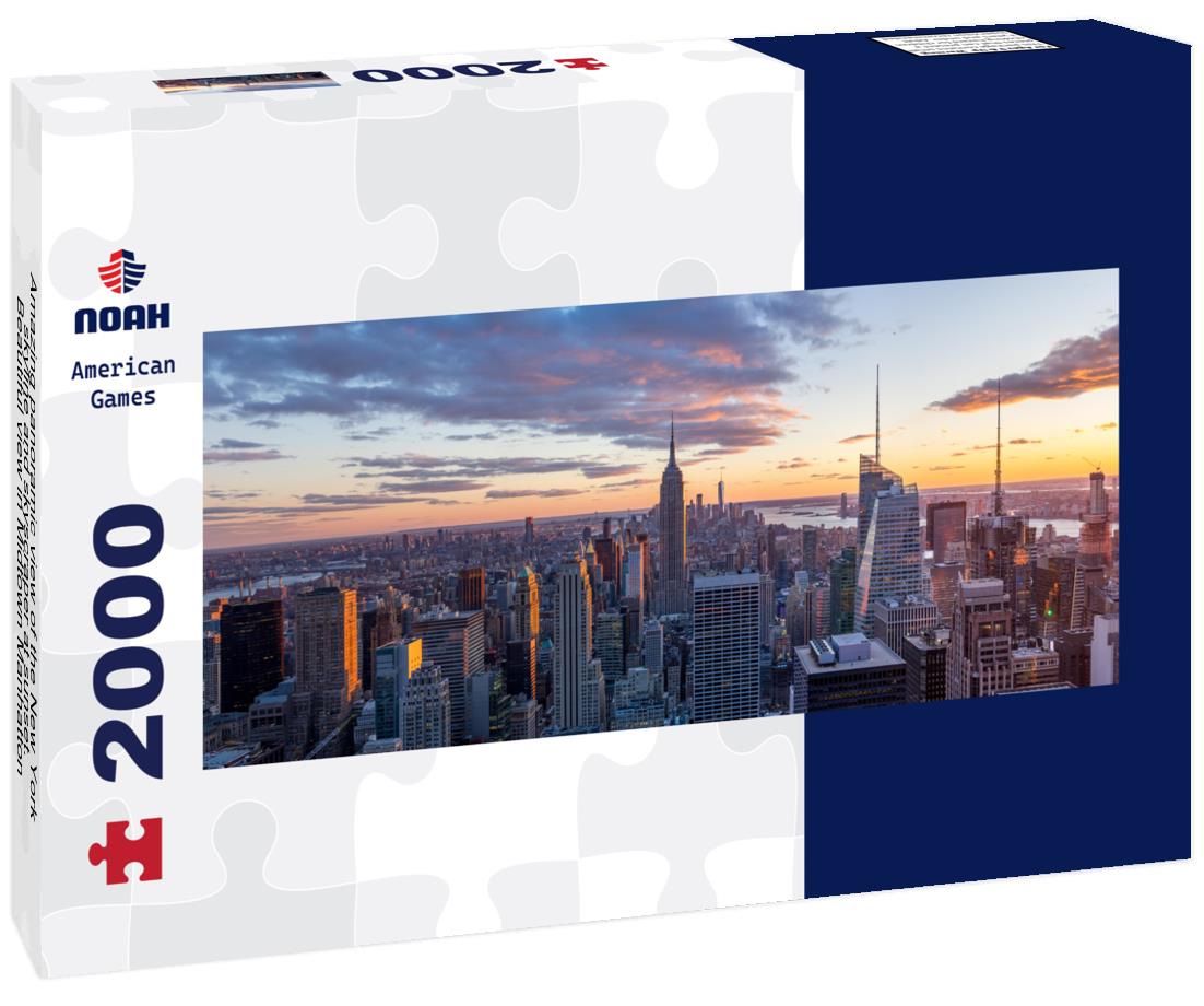 Amazing the New York skyline and skyscraper at sunset. Beautiful view in Midtown Manhatton 2000pc Panoramic Puzzle