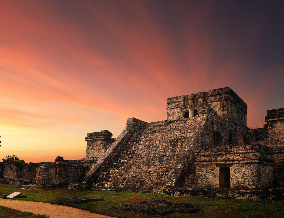 Noah Jigsaw Puzzle Castillo fortress at sunset in the ancient Mayan city of Tulum, Mexico 1000 pieces