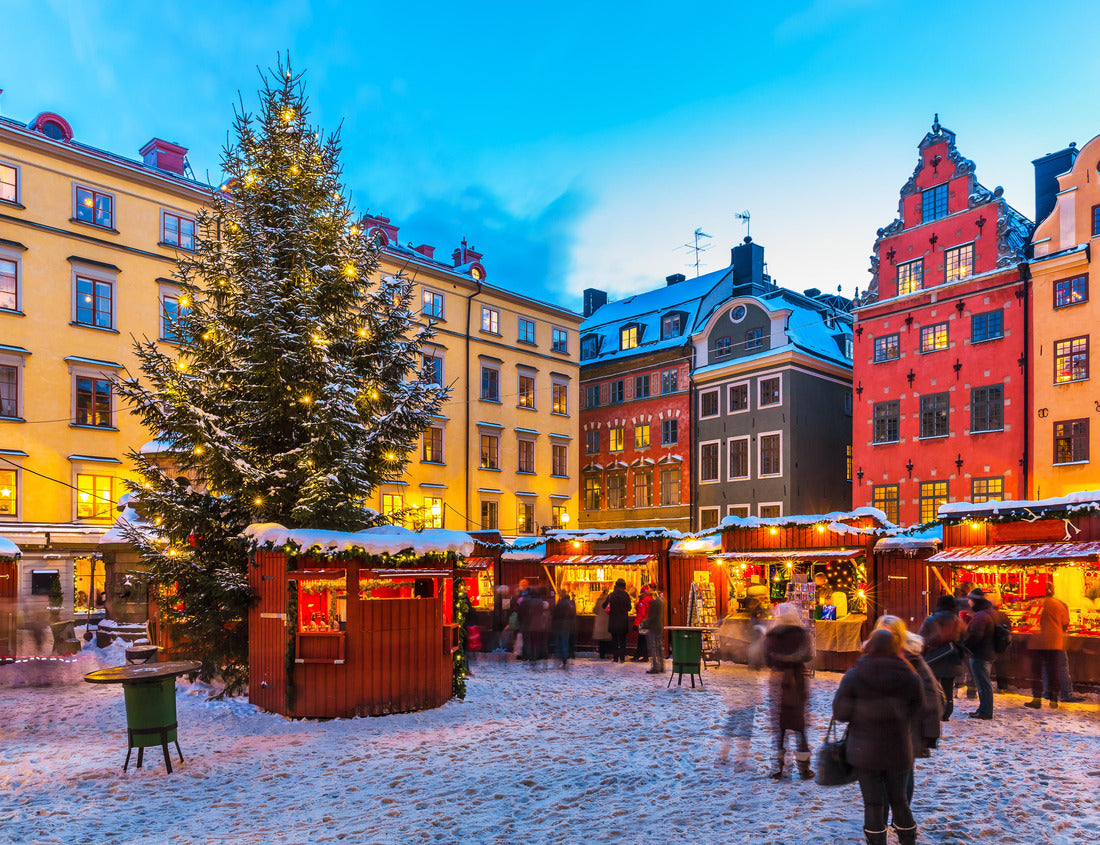 Noah Jigsaw Puzzle Beautiful snowy winter landscape at the Christmas fair on the Big Square (Stortorget) in the Old Town (Gamla Stan) in Stockholm, Sweden 1000 pieces