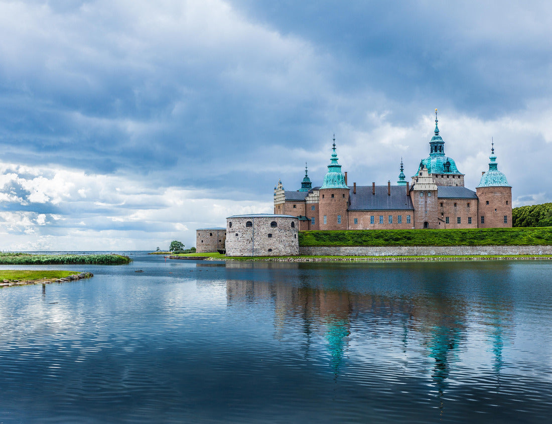 Noah Jigsaw Puzzle Historical building. Kalmar Castle in Sweden 1000 pieces