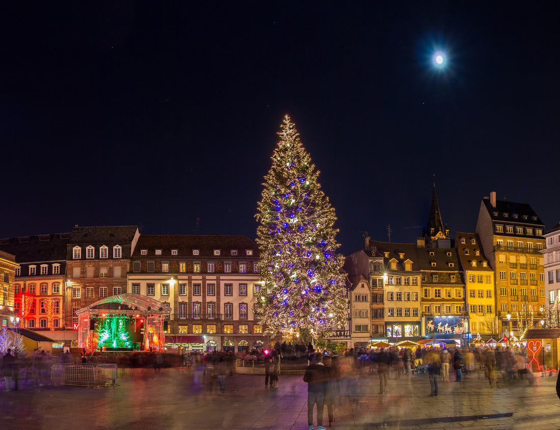 Noah Jigsaw Puzzle Christmas tree with Christmas market at Kleber Square in Strasbourg, France 1000 pieces