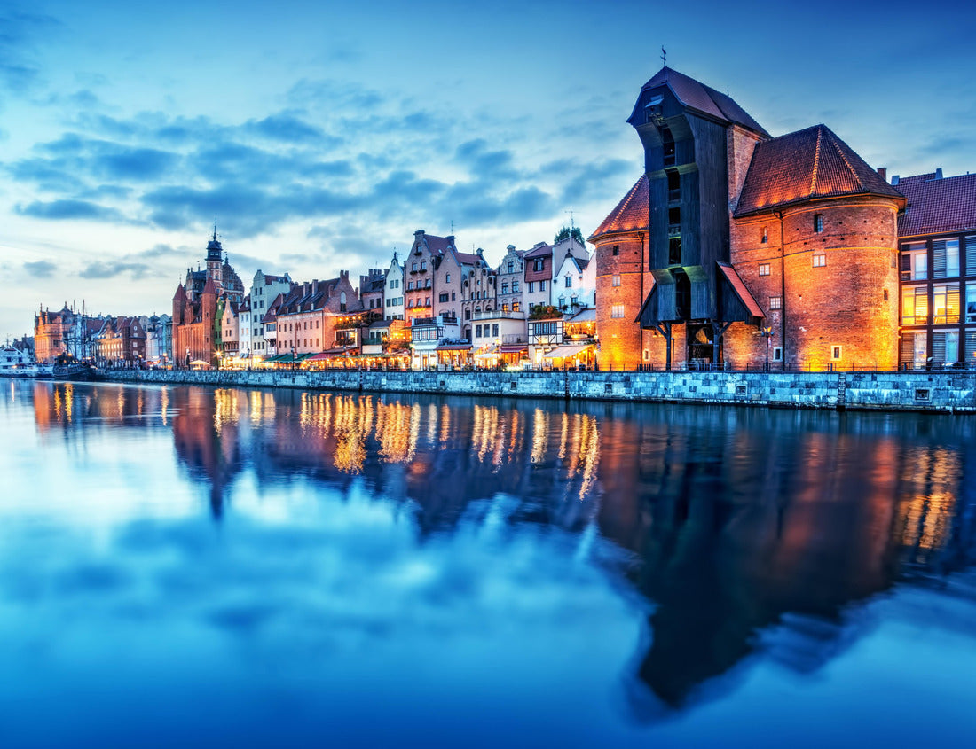 Noah Jigsaw Puzzle Gdansk Old Town and famous crane, Poland Zurich. View from the Motlawa river, Poland at romantic sunset, night 1000 pieces