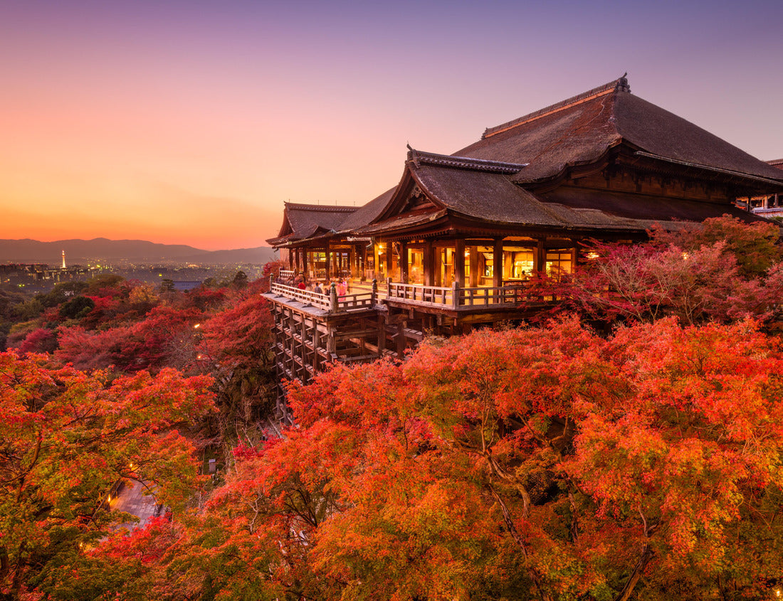 Noah Jigsaw Puzzle Kyoto, Japan at Kiyomizu-dera Temple during autumn season 1000 pieces