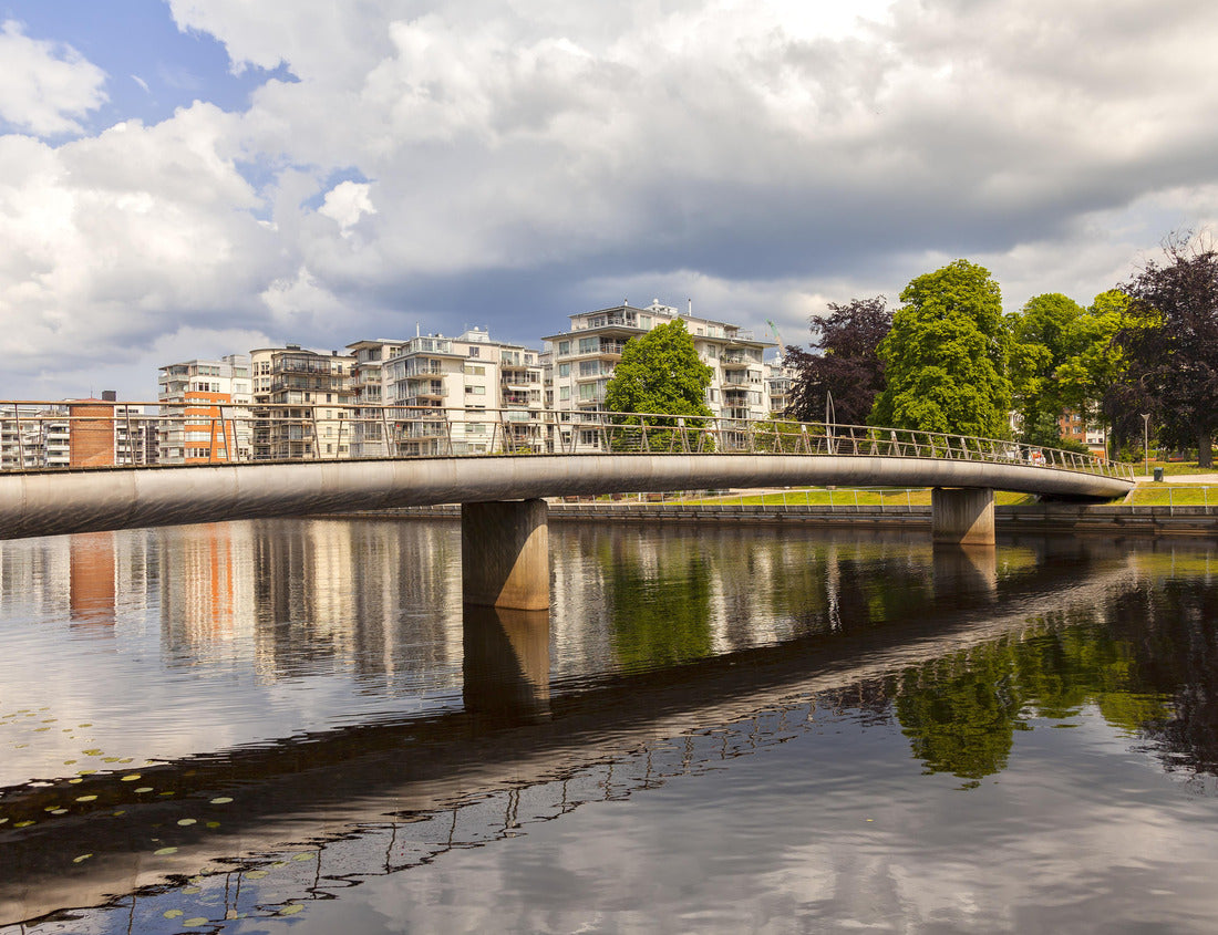 Noah Jigsaw Puzzle Image of a footbridge over the river. Halmstad, Sweden 1000 pieces