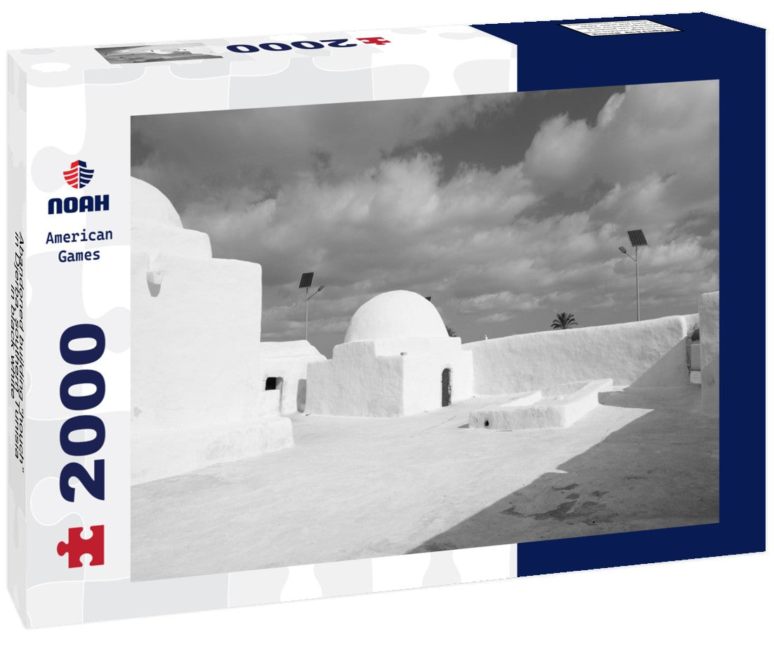 Noah Jigsaw Puzzle Abandoned building “houch” in Djerba, southern Tunisia in black white 2000 pieces