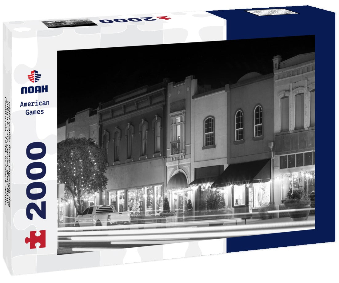 Noah Jigsaw Puzzle night traffic flows through the historic city center Red Bluff, California, USA in black white 2000 pieces