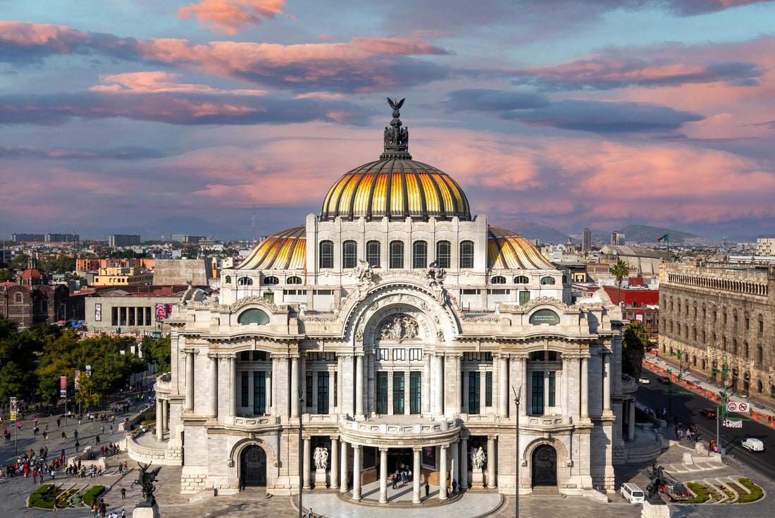 Landmark Palace of Fine Arts (Palacio de Bellas Artes) in Alameda Central Park near Mexico City Zocalo Historic Center 2000pc Puzzle
