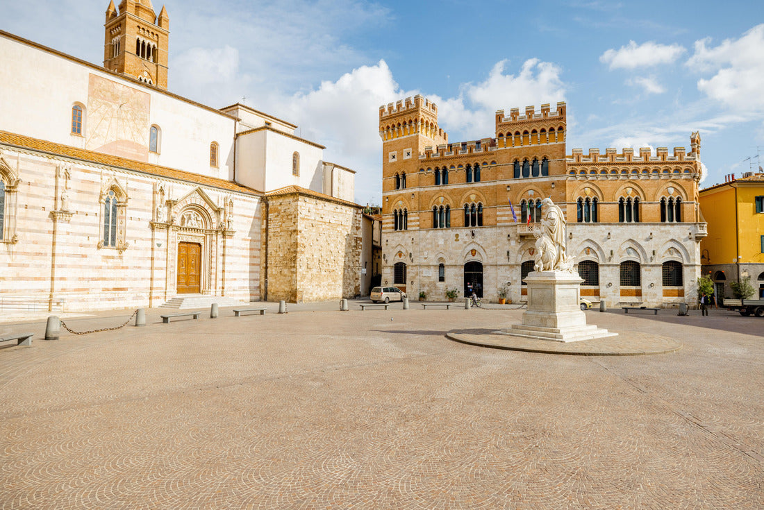Morning view on Piazza Dante, central square in Grosseto town on sunny day. This city is the center of Maremma region 2000pc Puzzle