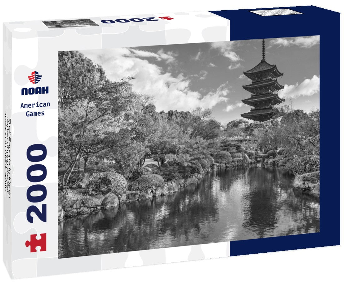 Noah Jigsaw Puzzle To-ji Pagoda in Kyoto, Japan during the fall season in black white 2000 pieces