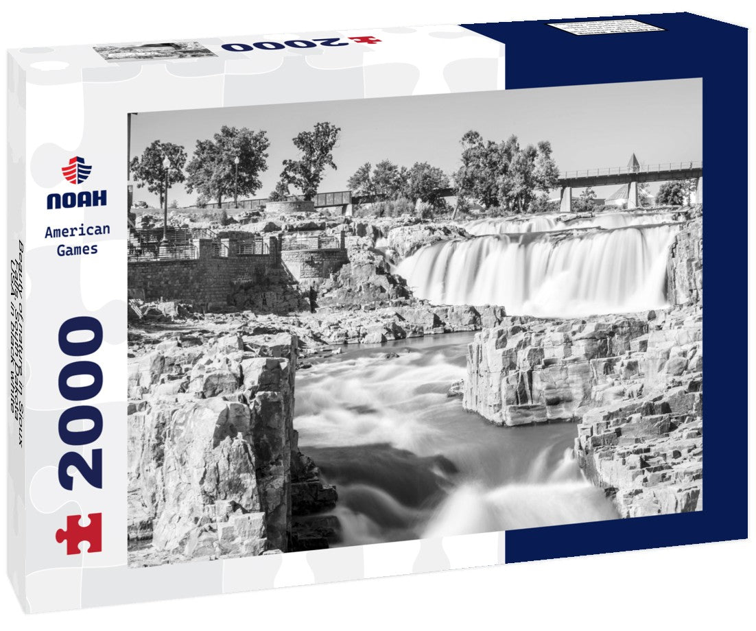 Noah Jigsaw Puzzle Beauty of nature in Sioux Falls, South Dakota, USA in black white 2000 pieces