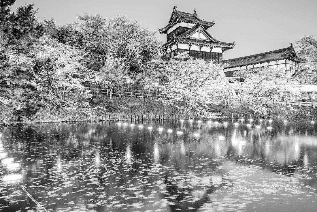 Nara, Japan at Koriyama Castle in the spring season 2000pc PuzzleBlack and White