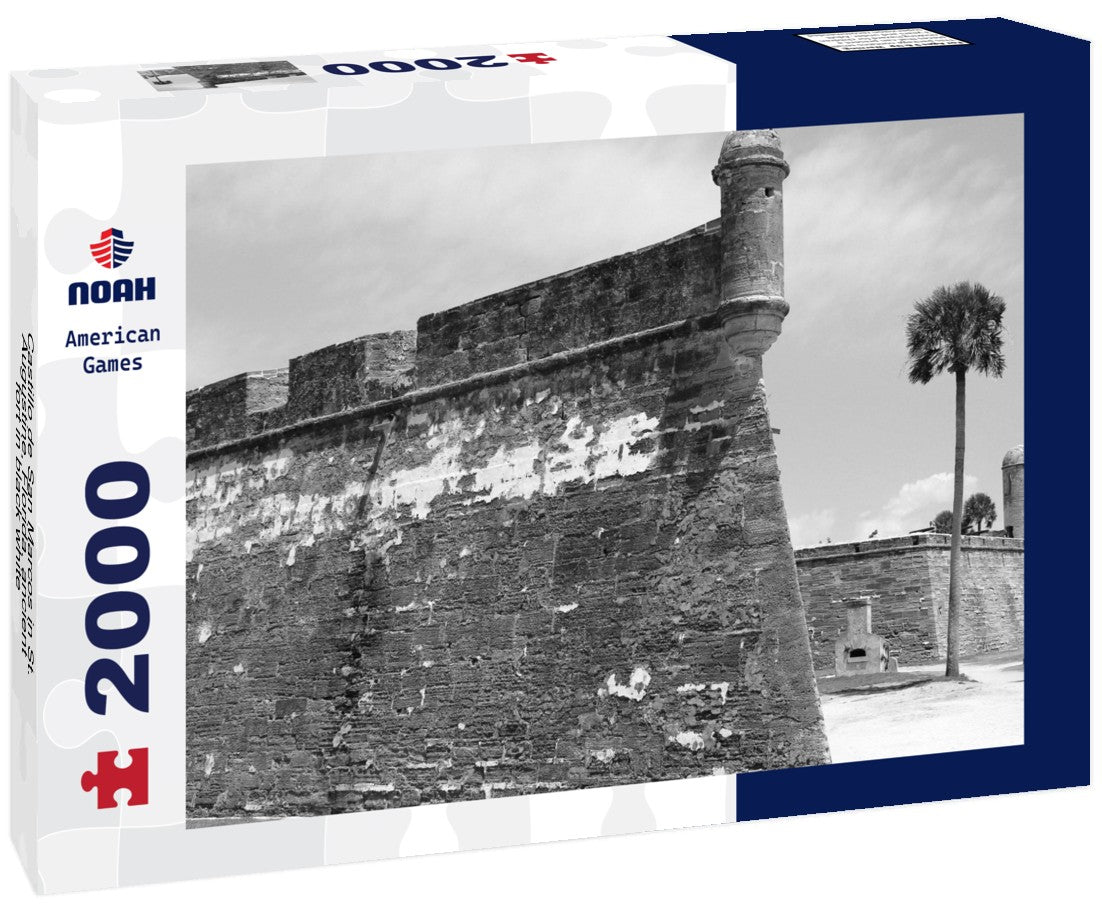 Castillo de San Marcos in St. Augustine, Florida. ancient fort 2000pc PuzzleBlack and White