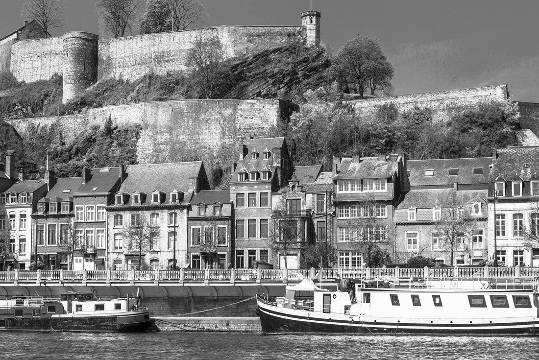 medieval citadel in Namur, Belgium from the river 2000pc PuzzleBlack and White