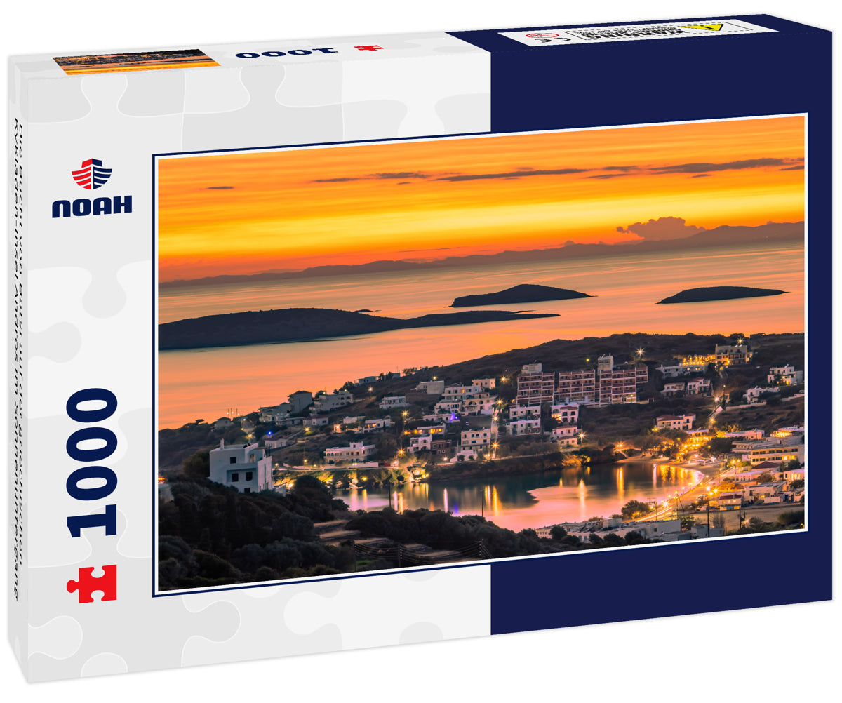 Die Bucht von Batsi auf der griechischen Kykladen-Insel Andros im Sonnenuntergang