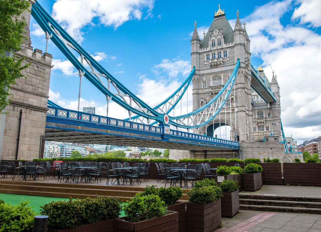 London tower bridge on a cloudy day