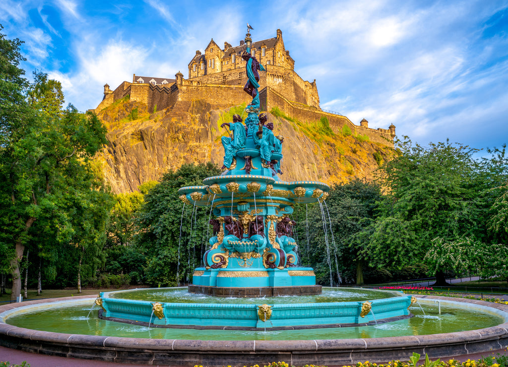 Edinburgh Castle and Ross Fountain