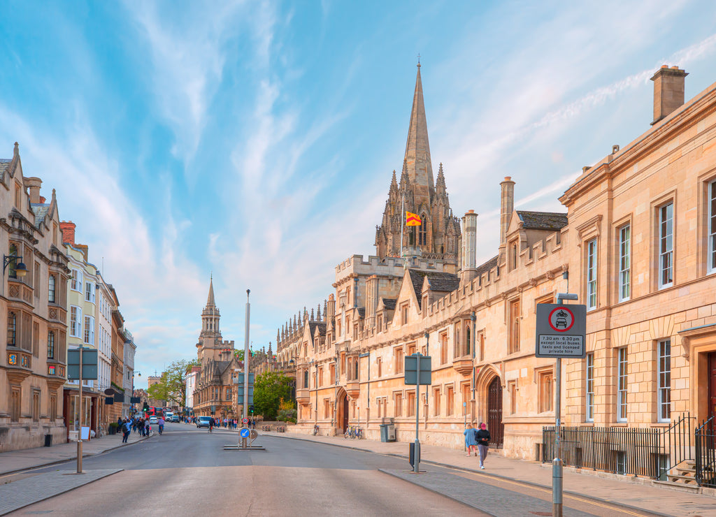 View of High Street road with Cityscape of Oxford - St Mary's University Church