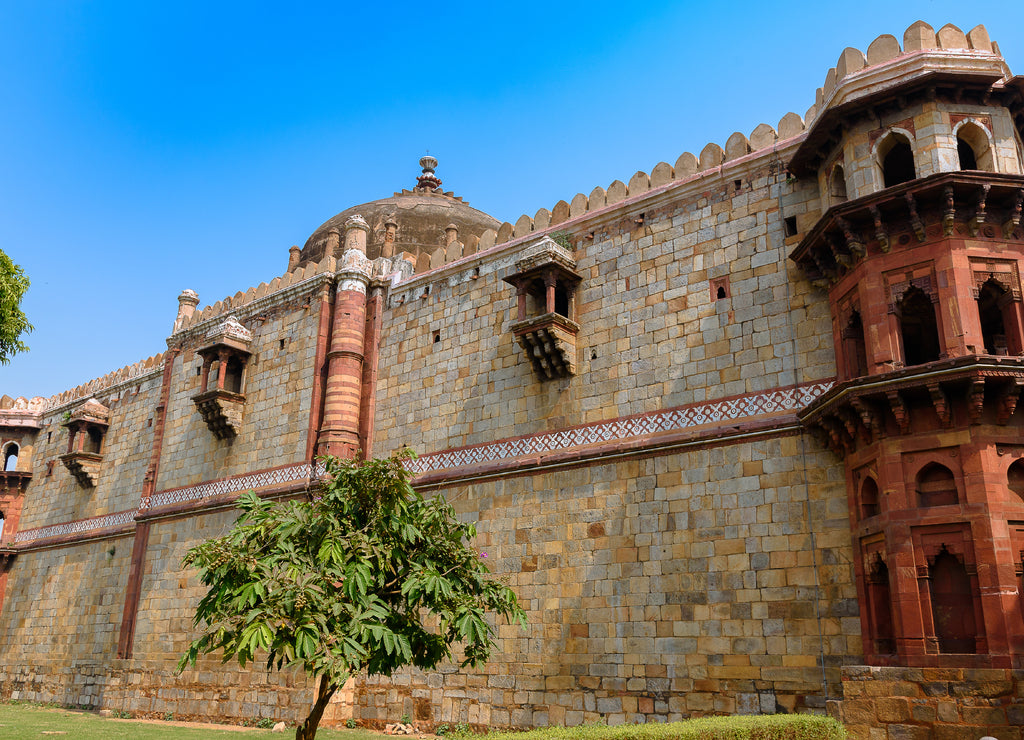 The Back Side of The single-domed Qila-i-Kuna Mosque, built by Sher Shah in 1541 is an excellent example of a pre-Mughal design. It is situated inside the Purana Quila,in Delhi, India