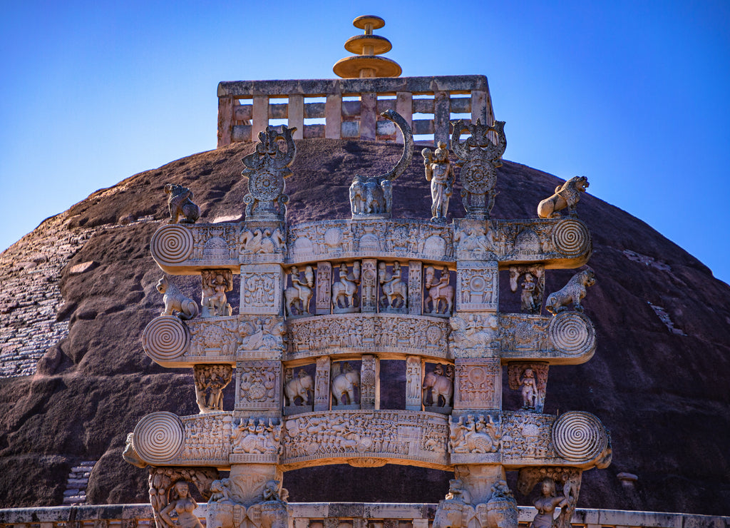 Sanchi Stupa is a Buddhist complex, famous for its Great Stupa, on a hilltop at Sanchi Town in Raisen District of the State of Madhya Pradesh, India. it is UNESCO World Heritage Site