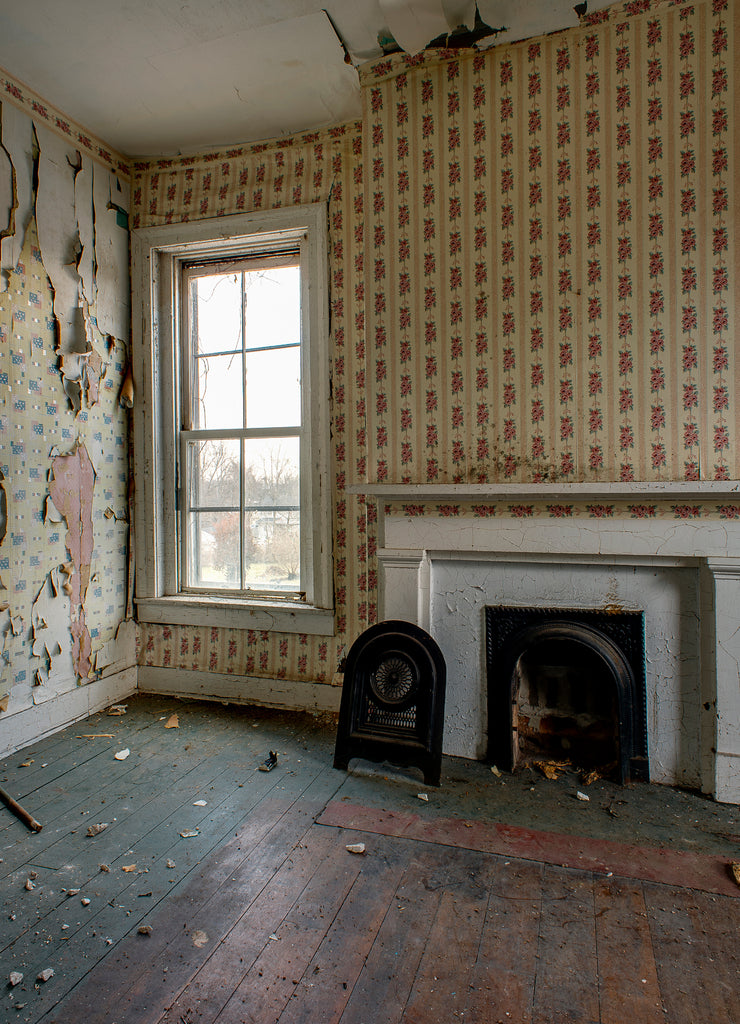 Inside the Abandoned, Historic Fisher-Byington House - Danville, Kentucky