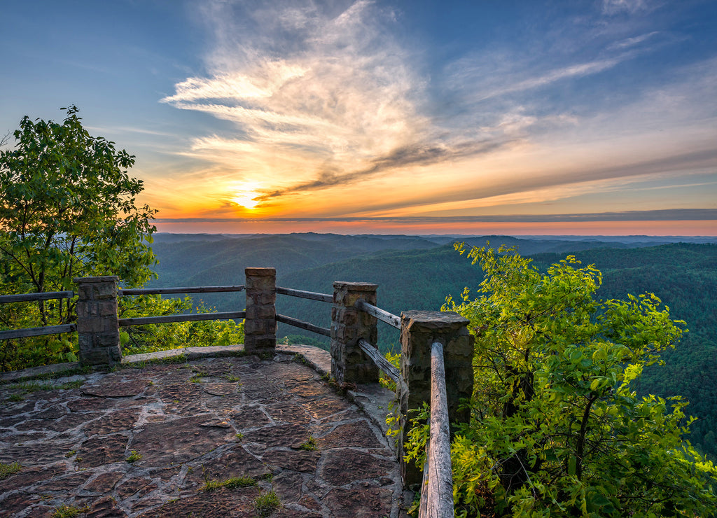 Spring sunset, Appalachian mountains, Kingdom Come State Park, Kentucky