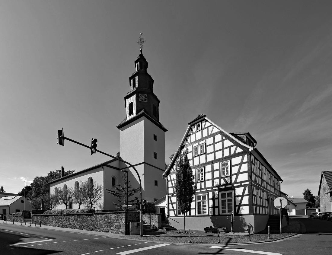 Noah Jigsaw Puzzle Boston downtown skyline at sunset in Massachusetts, USA in black white 1000 pieces