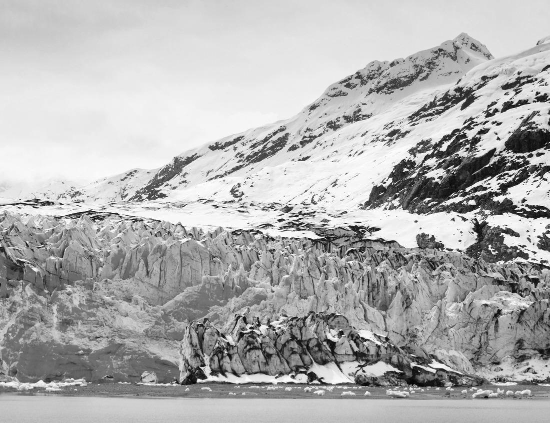 Noah Jigsaw Puzzle Aerial view of residential area in Palm Desert, California in black white 1000 pieces