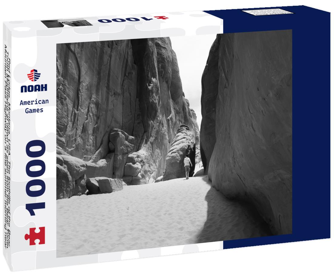 Noah Jigsaw Puzzle Red Lodge, Montana, USA. The foothills of the Bear Tooth Mountains at dawn as seen from the Bear Tooth Mountain Pass Highway on a fine summer morning near Red Lodge, Montana, USA in black white 1000 pieces