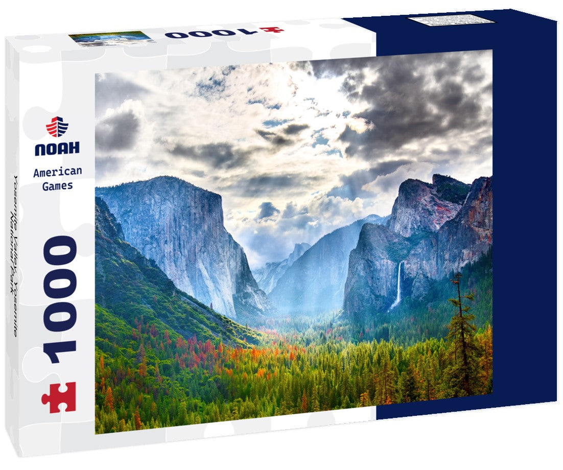 Yosemite Valley in Yosemite National Park, California, United States. 1000pc PuzzleBlack and White