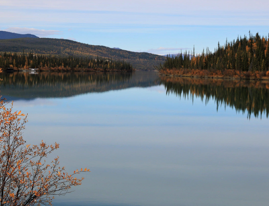 Noah Jigsaw Puzzle Nahanni National Park Reserve in the northwest Territories of Canada - Nahanni River upstream of the Virginia Falls - the water plain landing area 1000 pieces