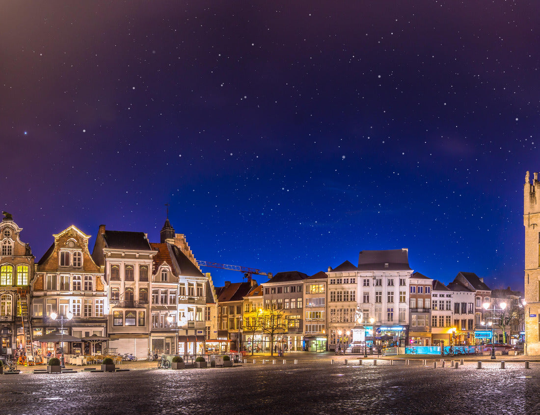 Noah Jigsaw Puzzle Beautiful cityscape of the Great Market in Mechelen - near Brussels - at night. Historic city center in Belgium 1000 pieces
