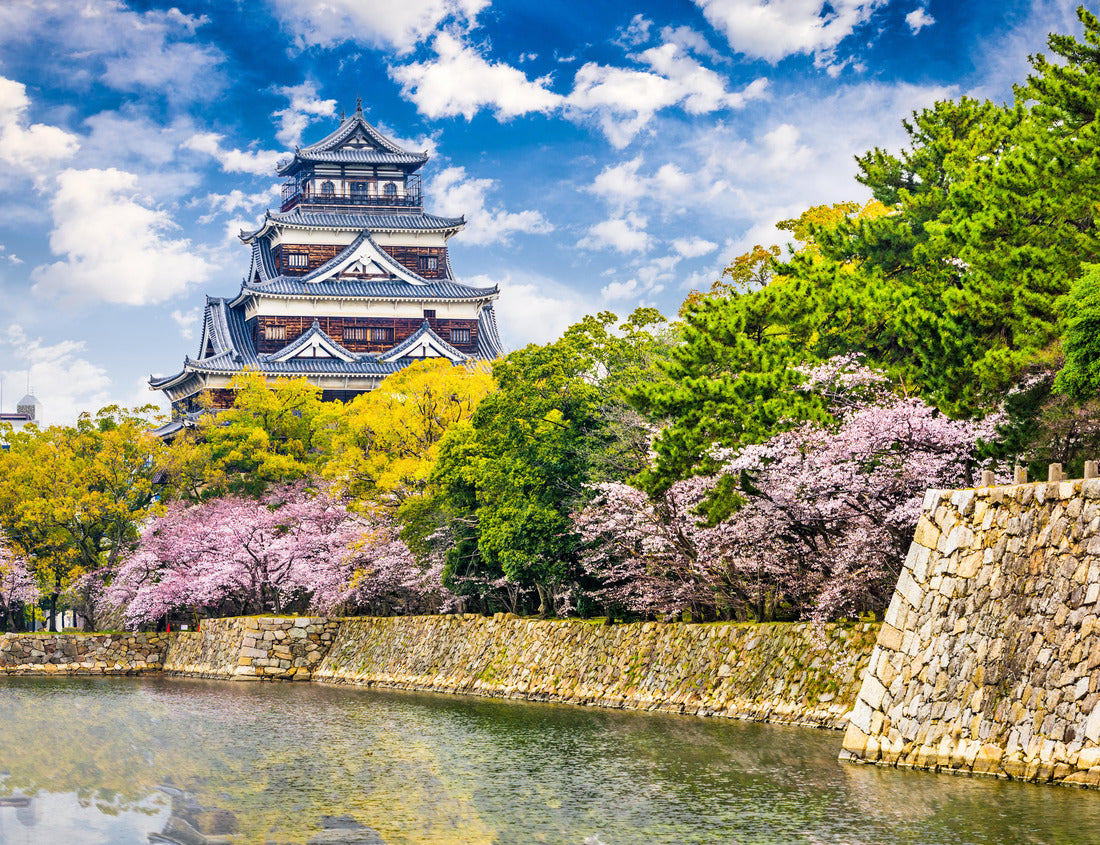 Noah Jigsaw Puzzle Hiroshima, Japan at Hiroshima Castle in springtime 1000 pieces