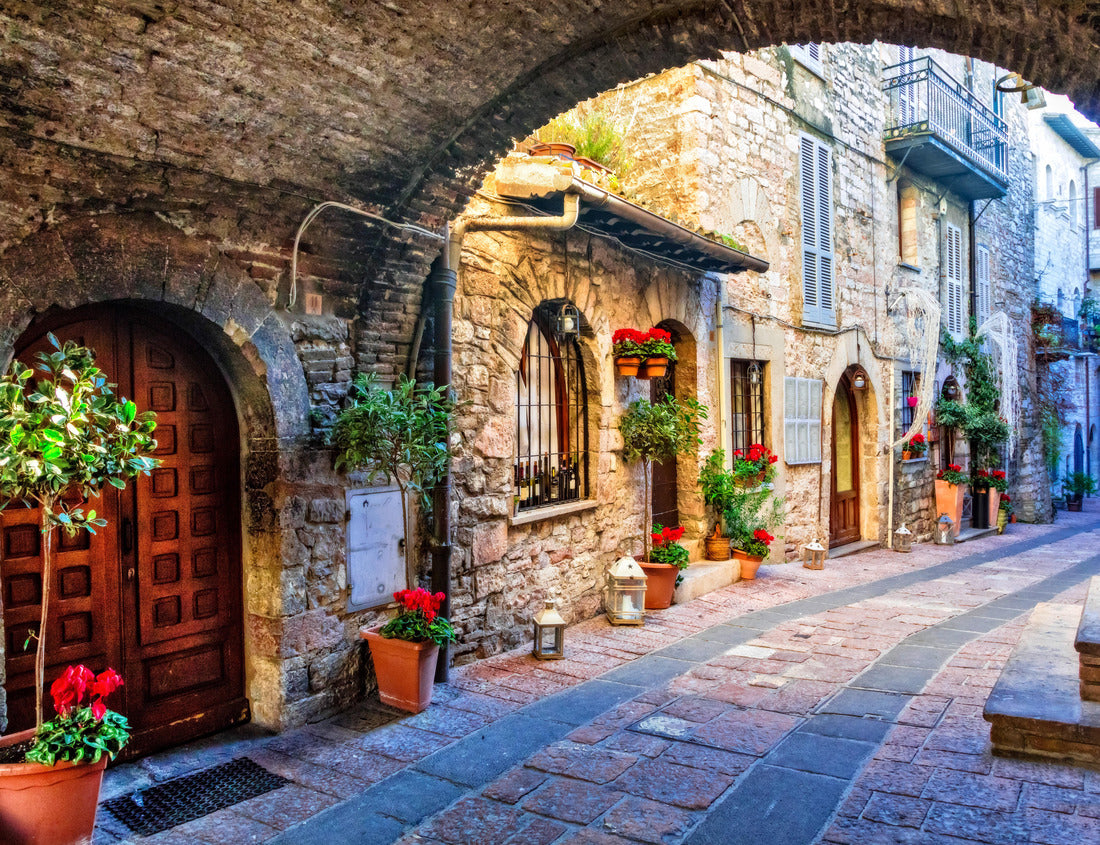Noah Jigsaw Puzzle Charming, flower-decorated street of medieval Italian towns, Umbria region 1000 pieces
