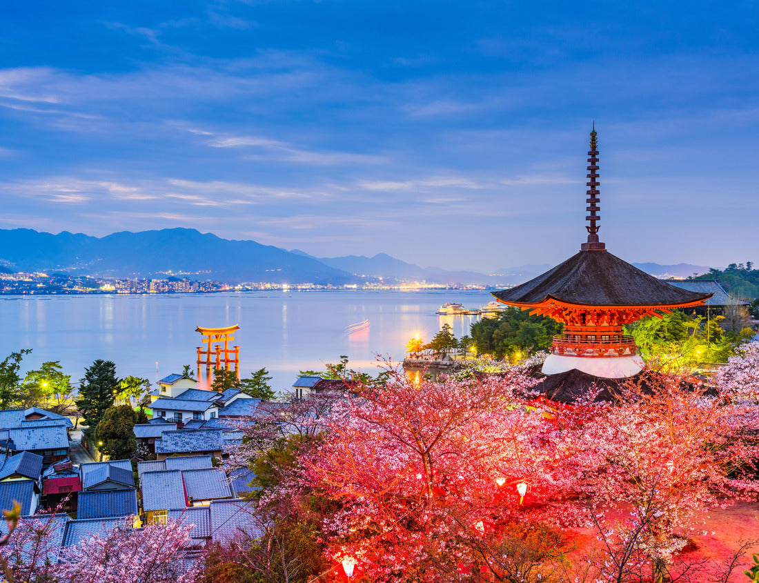 Noah Jigsaw Puzzle Miyajima Island, Hiroshima, Japan in spring 1000 pieces