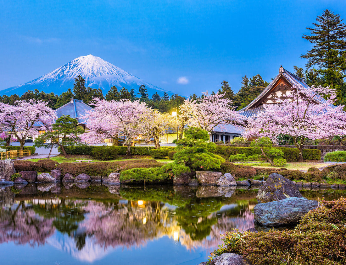 Noah Jigsaw Puzzle Fujinomiya, Shizuoka, Japan with Mt. Fuji and temples in spring season 1000 pieces