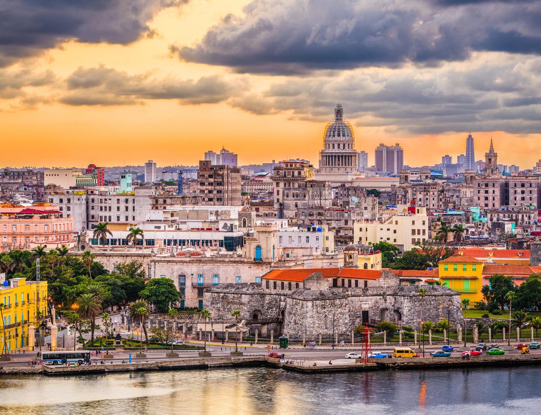 Noah Jigsaw Puzzle Havana, Cuba downtown skyline at dusk 1000 pieces