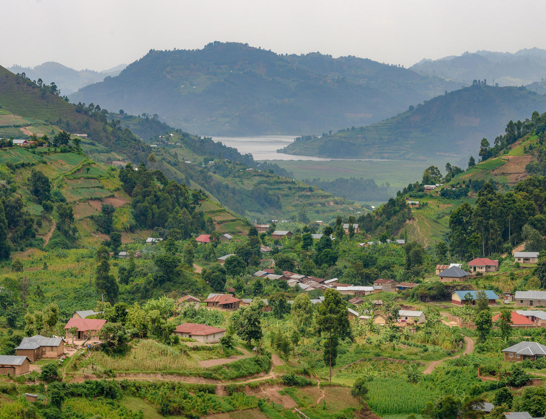 Noah Jigsaw Puzzle Kisoro Uganda most beautiful mountains and hills of Africa, houses and villages near lake bunyonyi and lake mutanda, green landscape 1000 pieces