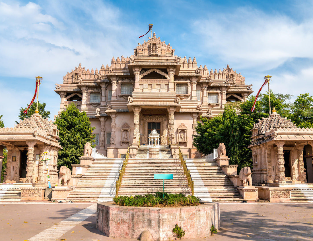 Noah Jigsaw Puzzle Borij Derasar, a Jain Temple in Gandhinagar - Gujarat State of India 1000 pieces