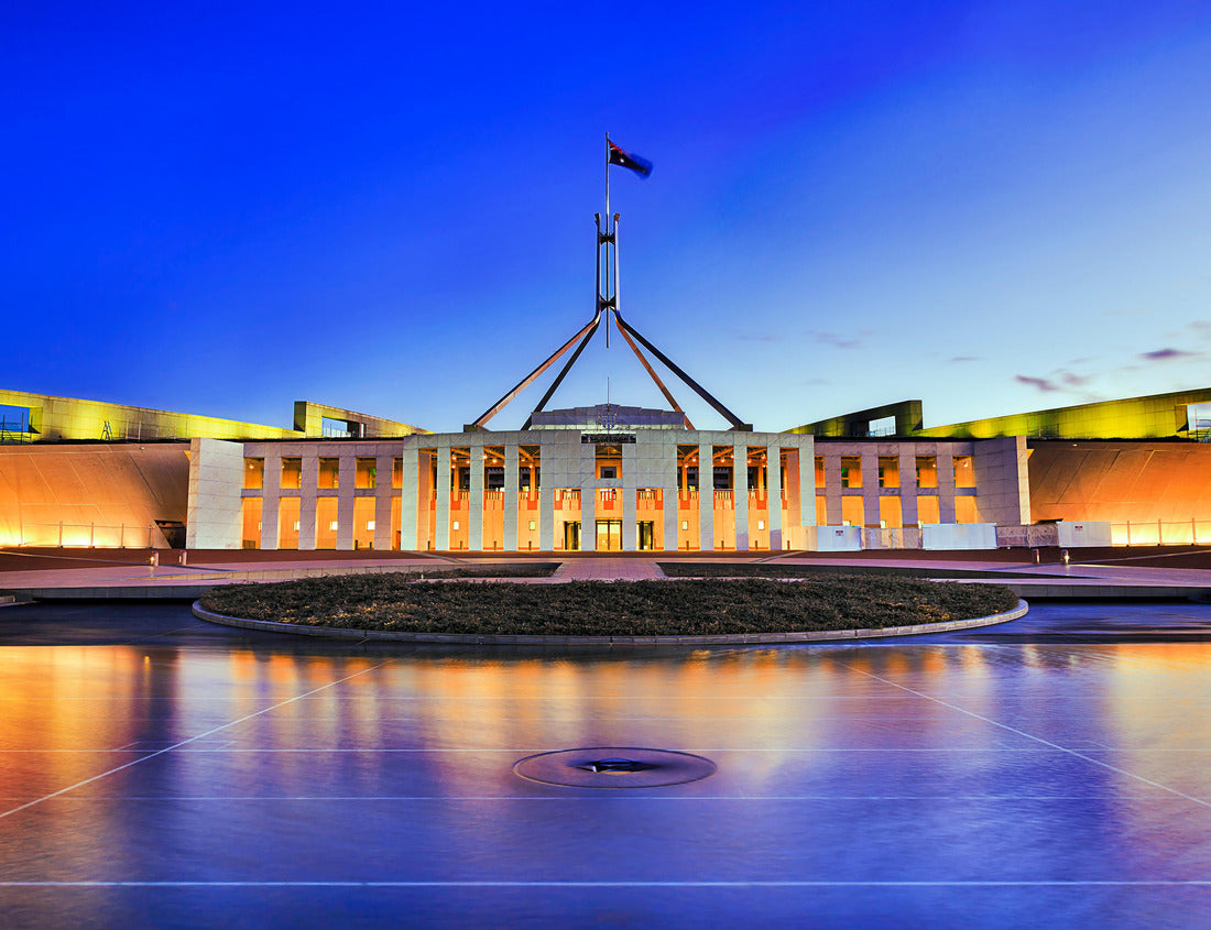 Noah Jigsaw Puzzle Facade of new parliament house in Canberra on capitol hill at sunset with bright illumination reflecting in blurred waters of pool 1000 pieces