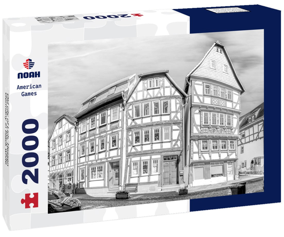 Noah Jigsaw Puzzle Old city of Lich, Hessen, Germany in black white 2000 pieces