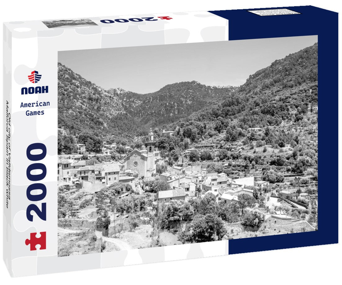Noah Jigsaw Puzzle Old city of Valldemossa, Mallorca Spain in black white 2000 pieces