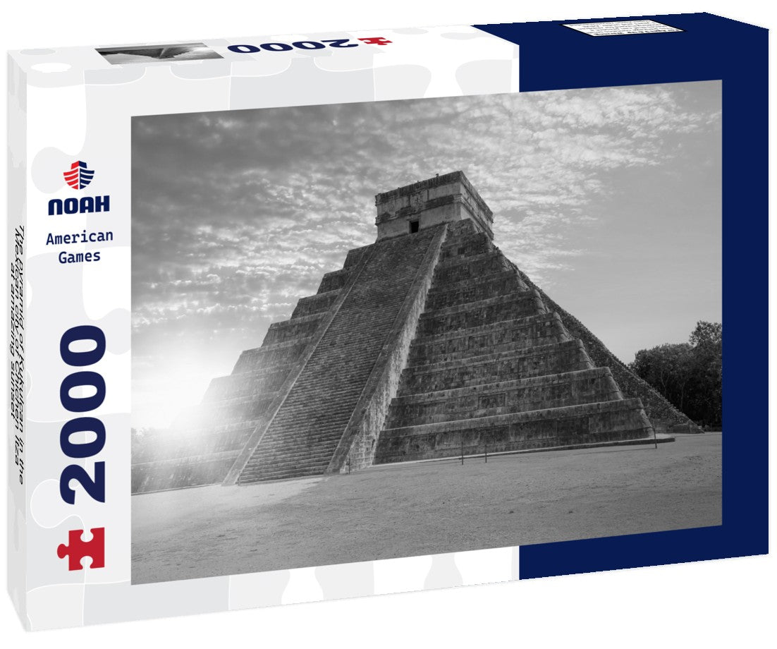 Noah Jigsaw Puzzle The pyramid of Kukulcan in the Mexican city of Chichen Itza at amazing sunset - Yucatan, Mexico in black white 2000 pieces